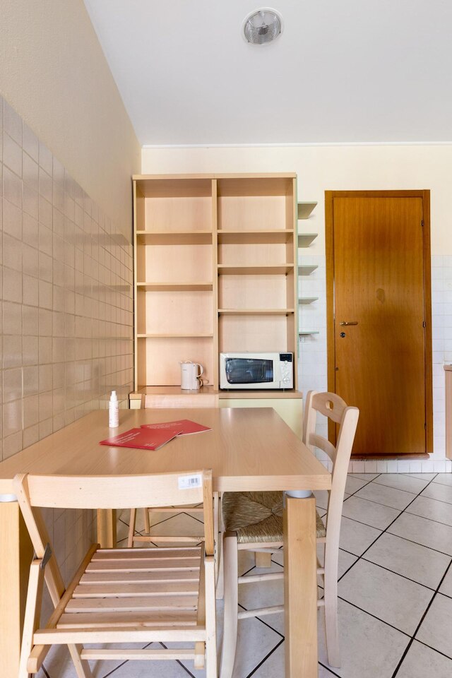 カラリ 9 - ブライト スタジオ ウィズ バルコニー