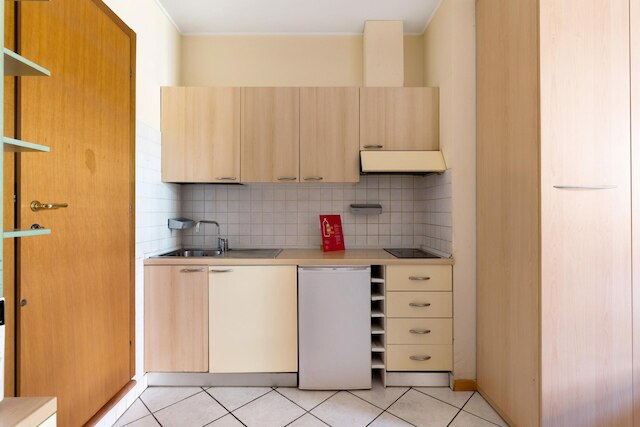 カラリ 9 - ブライト スタジオ ウィズ バルコニー