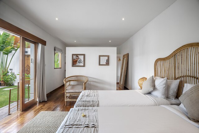 バリのアルフレッドによるビラロマ