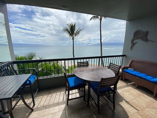 ハレ マヒナ A202 イン ラハイナ