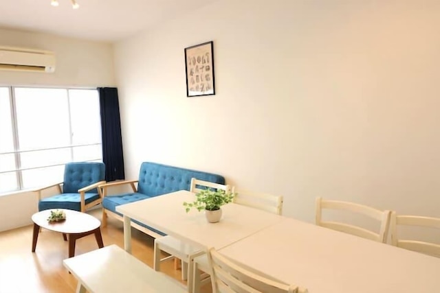 Nishi-Shinjuku HOUSE FIVE 2F