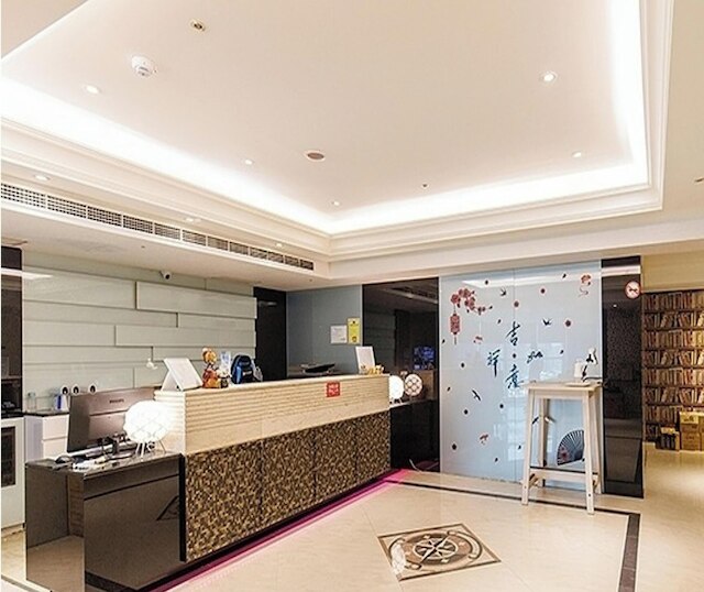 SeekerHotel-Sanchong