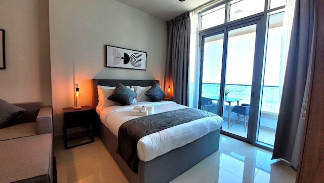 プリスチンスタジオウィズカナルビュー - 703