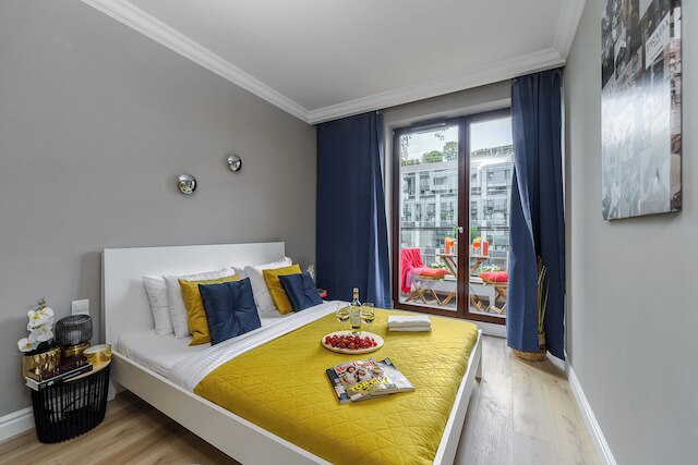 ルミナ アパートメント ウィズ バルコニー ワルシャワ