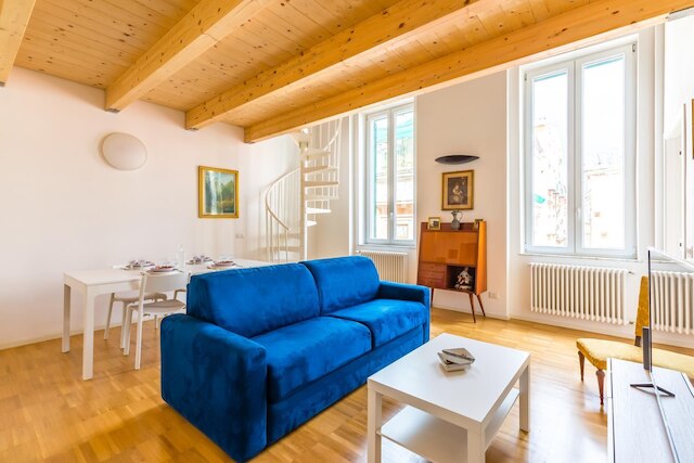 ノヴァ スタイリッシュ ハウス イン センター