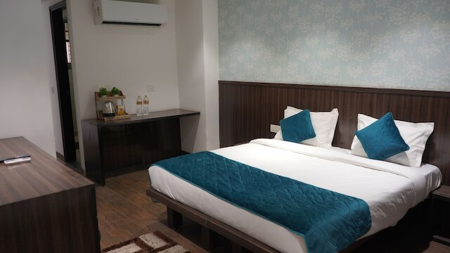 クオテル ホテル ラジョウリ ガーデン