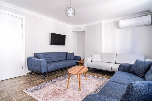 フラット W バルコニー 10 ミン トゥ ウスクダル コースト