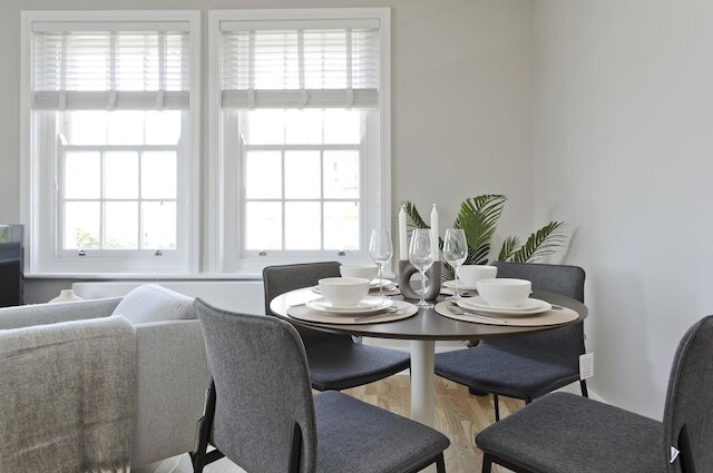 ファブュラス スリー ベッドルーム フラット ニア メリルボーン バイ アンダーテドーアマット