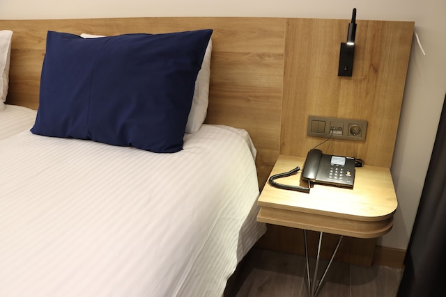 ダブ ホテル ウルス