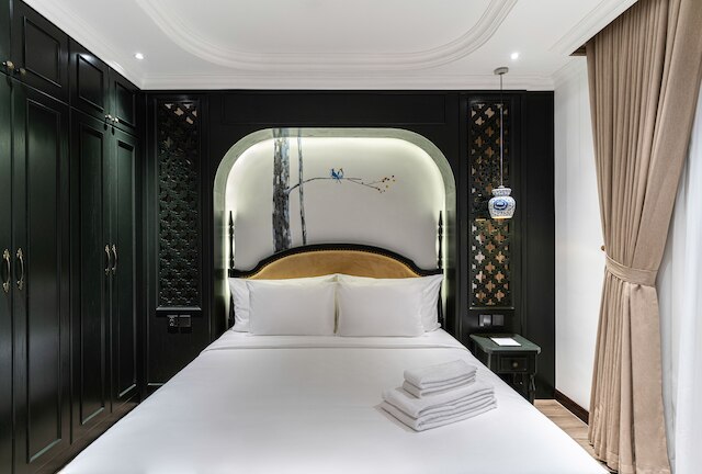 エリ リナ ホテル