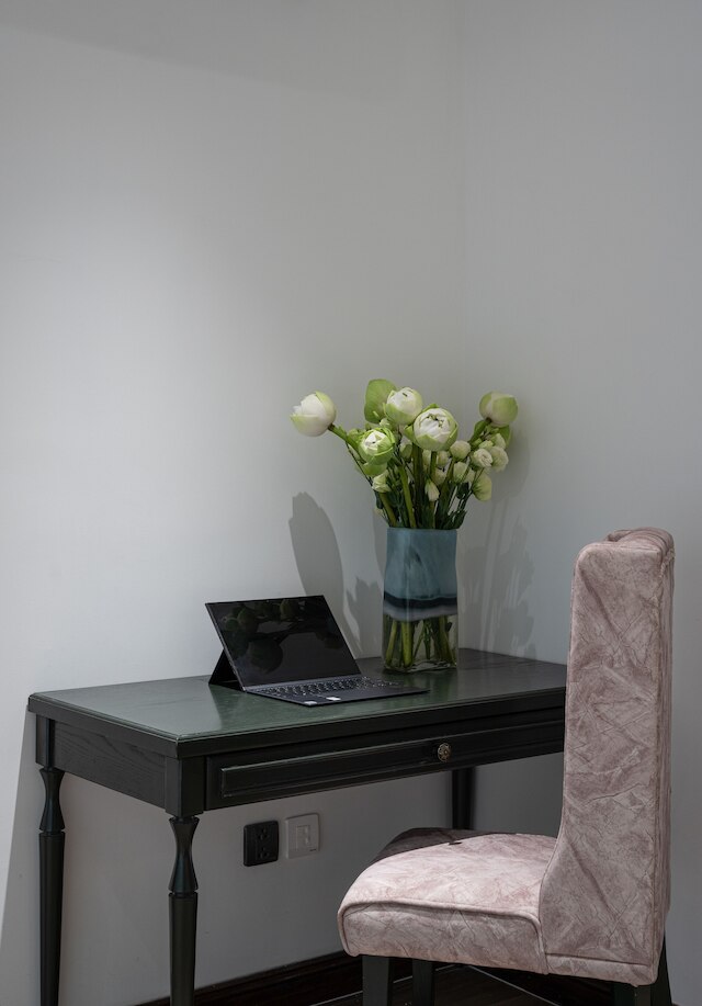 エリ リナ ホテル