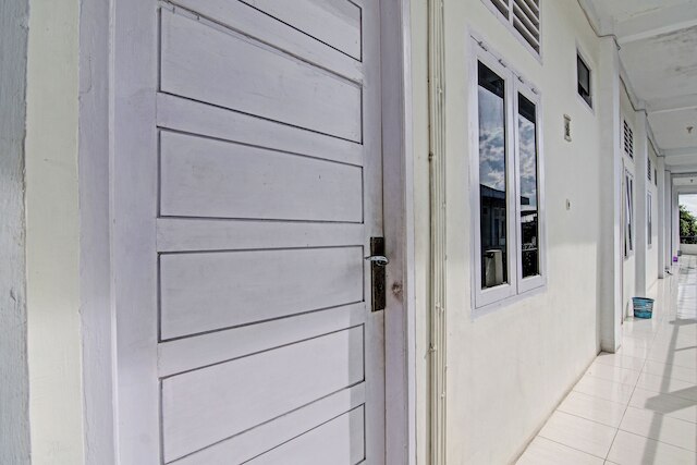 ホテル O アヌグラ ジャヤ シャリア ニア セコラ ダサール ネゲリ 018 デサ クバン ジャヤ