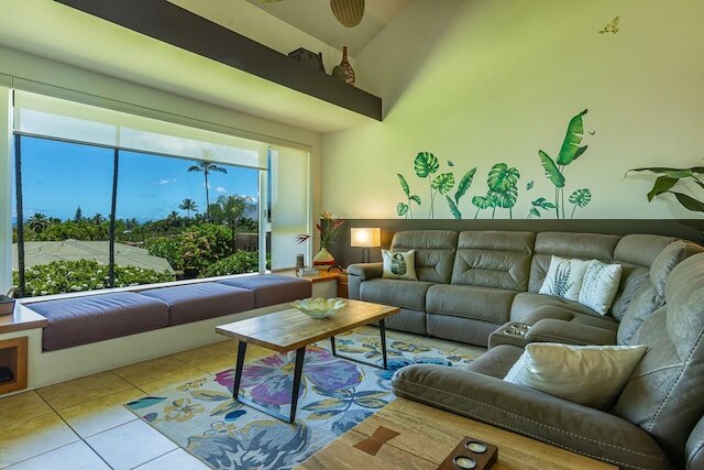 パームズ アット ワイレア 2104 2 ベッドルーム コンド