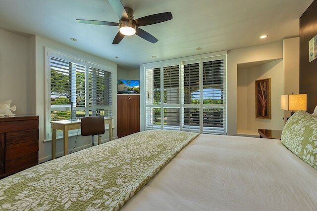 パームズ アット ワイレア 2104 2 ベッドルーム コンド