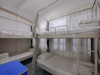 オーシャンブルーホステルビエンチャン