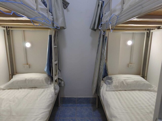 オーシャンブルーホステルビエンチャン