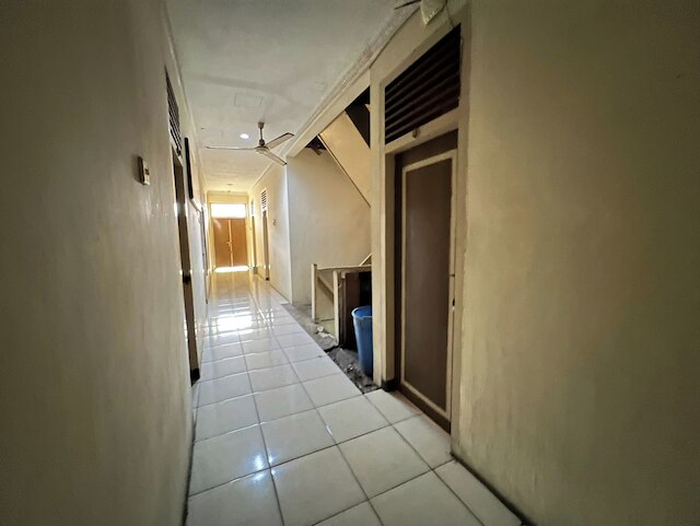 OYO  92675  ホテル  ロスナ