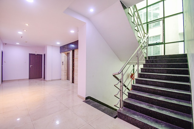 ファブホテル ラニ タワー