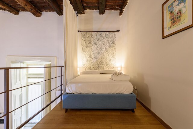 ヴィア デイ トリブナリ 175