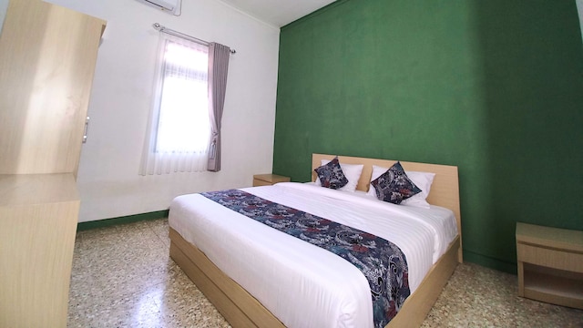 ホームステイ アザリン ジョグジャ デカット UGM バイ シンプリ ホミー