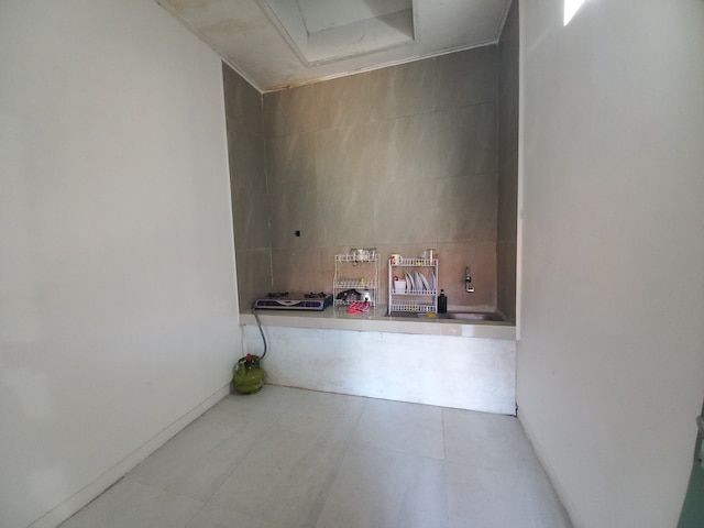 ホームステイ アザリン ジョグジャ デカット UGM バイ シンプリ ホミー