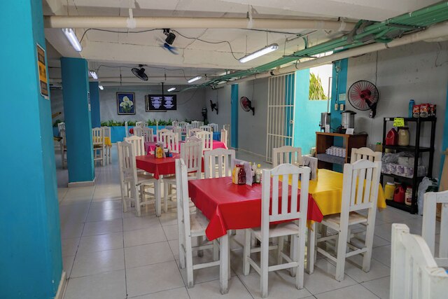 ホテル ラス パルマス エン ローレル