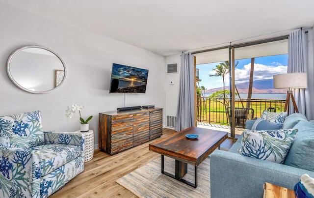 モダン&リラクシング・オーシャンフロント・ヴィスタス