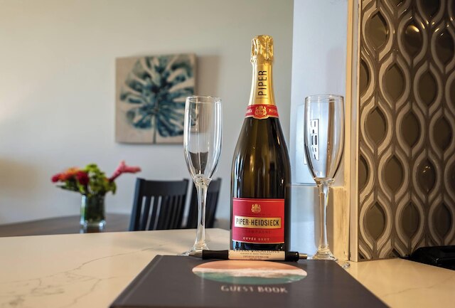 モダン&リラクシング・オーシャンフロント・ヴィスタス