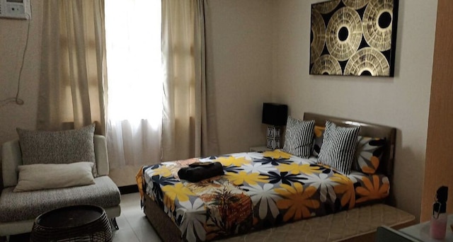 101 ニューポート・ブルバード