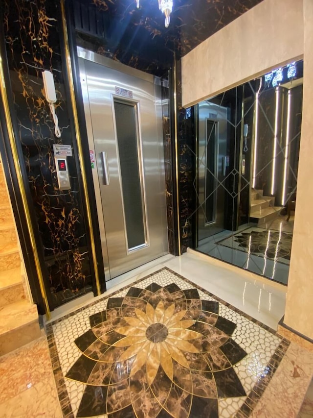 ボナ・セラ・ホテル