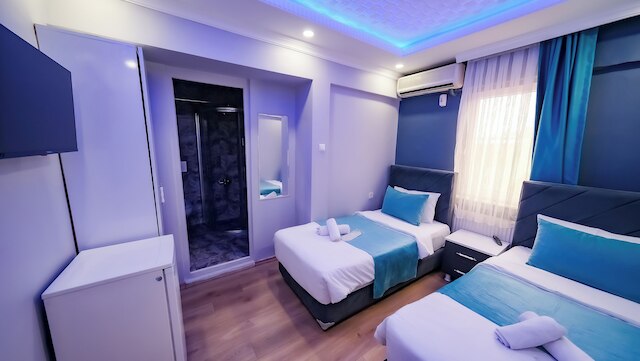 ボナ・セラ・ホテル