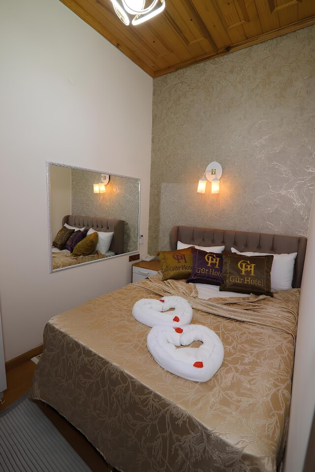 グル ロイヤル スイート アパート