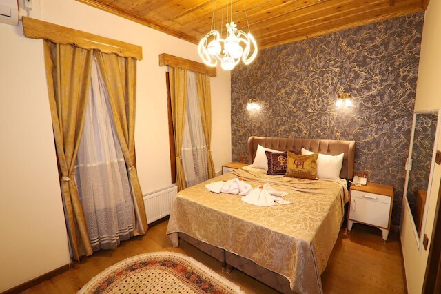 グル ロイヤル スイート アパート