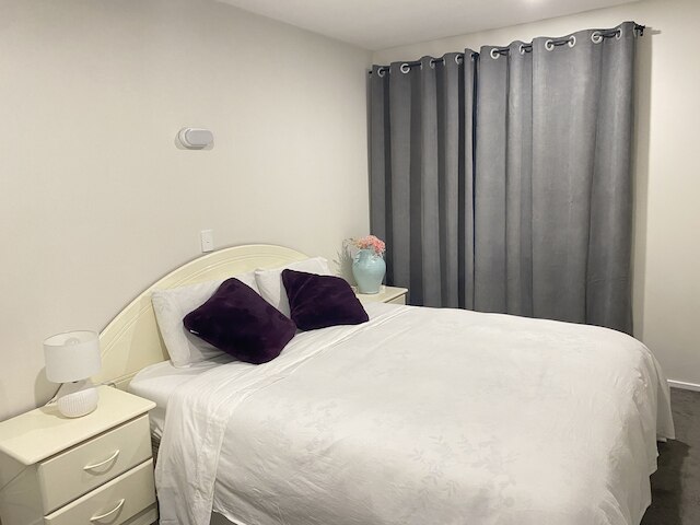 アリ・モーテル