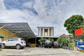 ホテル O BTC ゲストハウス シャリア