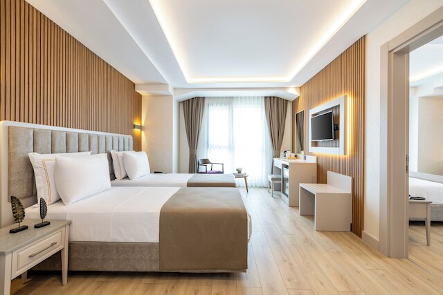 カリナ ゴールド オテル アンド レストラン