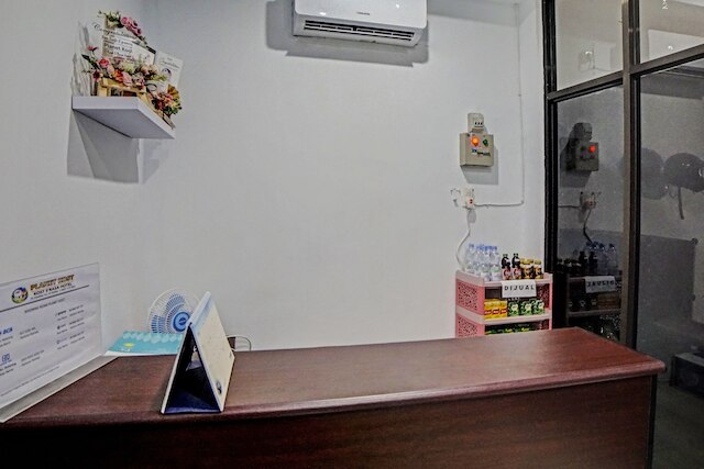 ホテル O プラネット ゲストハウス シャリア