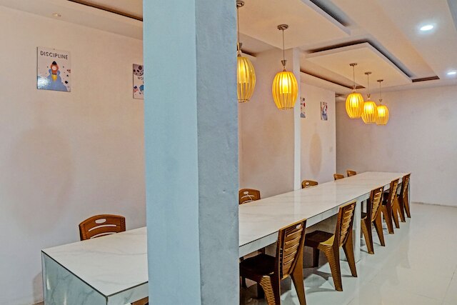 ホテル O プラネット ゲストハウス シャリア