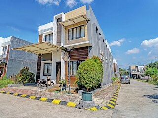 OYO 92768 フラッグシップ・エクスクルーシブ・コロンブス・スタシュン・カラワン近辺