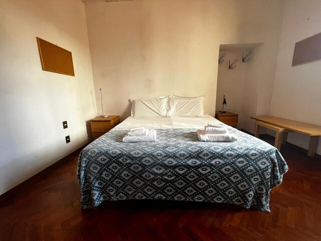 コルソ 13 イン フィレンツェ ウィズ  3 ベッドルームズ アンド  2 バスルームズ