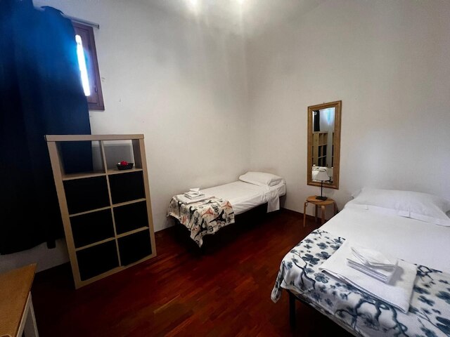 コルソ 13 イン フィレンツェ ウィズ  3 ベッドルームズ アンド  2 バスルームズ