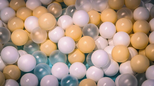 DOAN KIDS POOL VILLA HOTEL