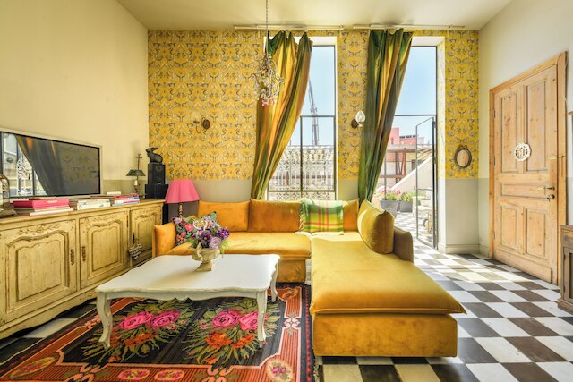 優雅な1BRアパート w バルコニー シティ内