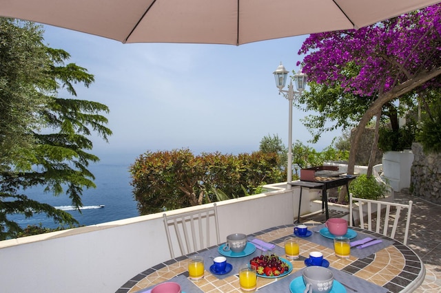 ヴィラ アルバトロス - スタニング 2 フロアーズ ヴィラ フォー ラージ グループス