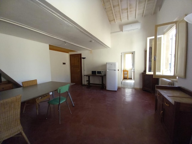 タヴリーニ  4 アパートメント