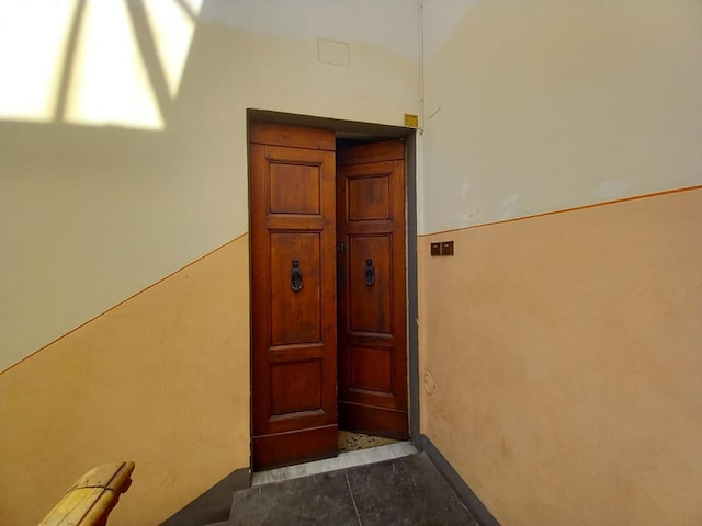 タヴリーニ  4 アパートメント