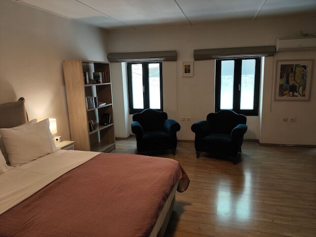 ユリシーズ・アパートメンツ・モナスティラキ