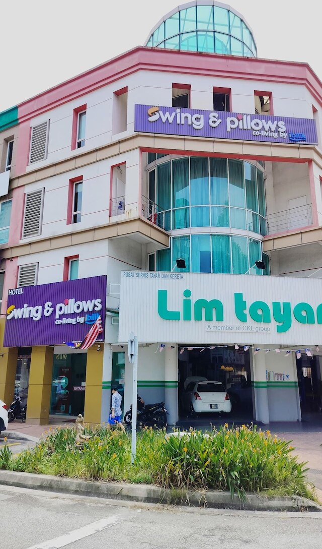 スウィング アンド ピローズ アット PJ KD