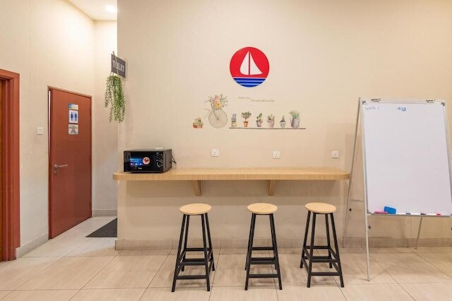 ハーバーホテル