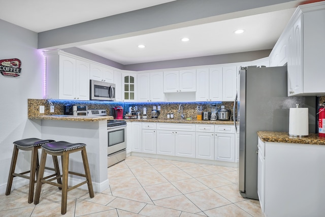 ユニークエスケープゲームルーム！バー、BBQ、広々としたビーチ近く